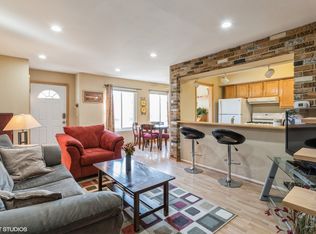 1344 Quaker Ln #0, Prospect Heights, IL 60070