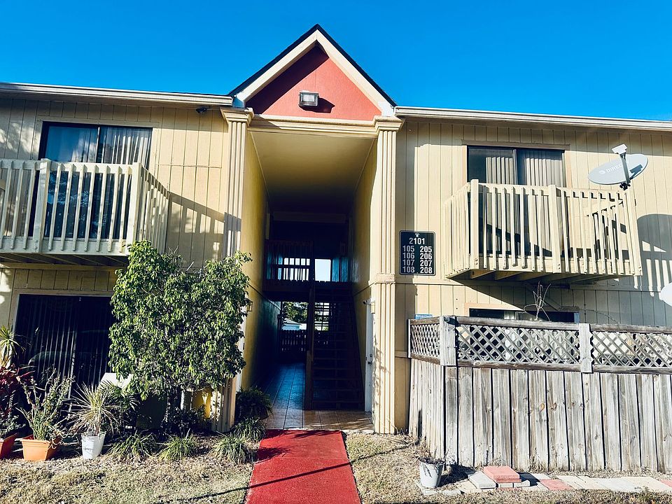 1st image of 2101 Forest Knoll Dr NE APT 206