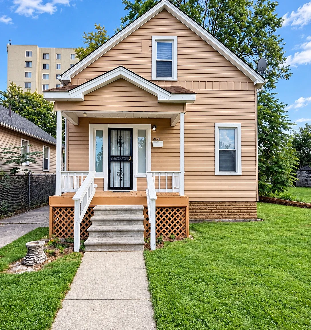 3 bed, 1188 sqft, $1,450 — Photo 1