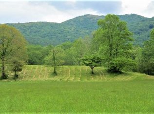 5 & 6 Willow Pond Ln, Young Harris, GA 30582