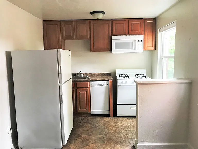 Squirrel Hill - Apartments For Rent In Pittsburgh — Photo 9