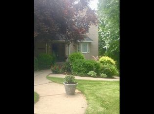 995 S Whisperwood Cv, Kaysville, UT 84037