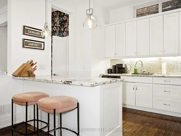 103 Pembroke St #2 — Photo 10