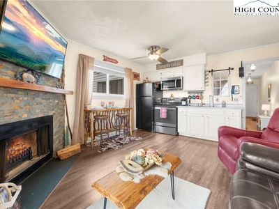 301 Pinnacle Inn Road #3304A, Banner Elk, NC, 28604