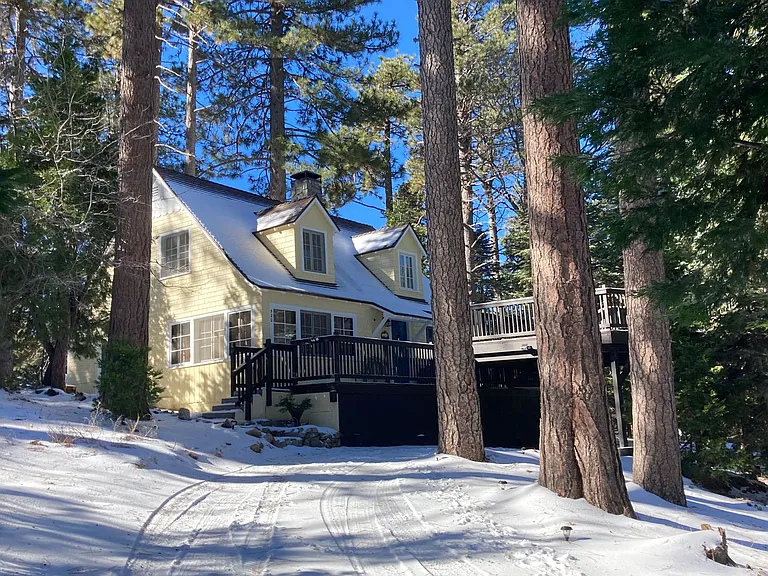 520 Millburn Rd — Photo 2