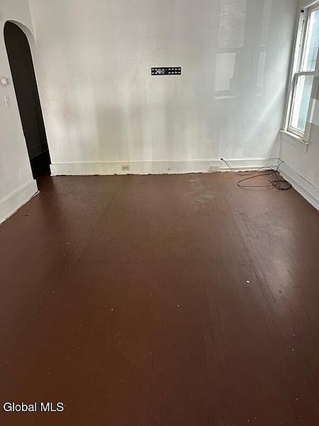2nd image of 866 Madison Avenue