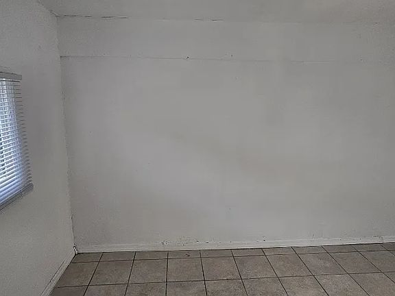 2nd image of 1050 W State St