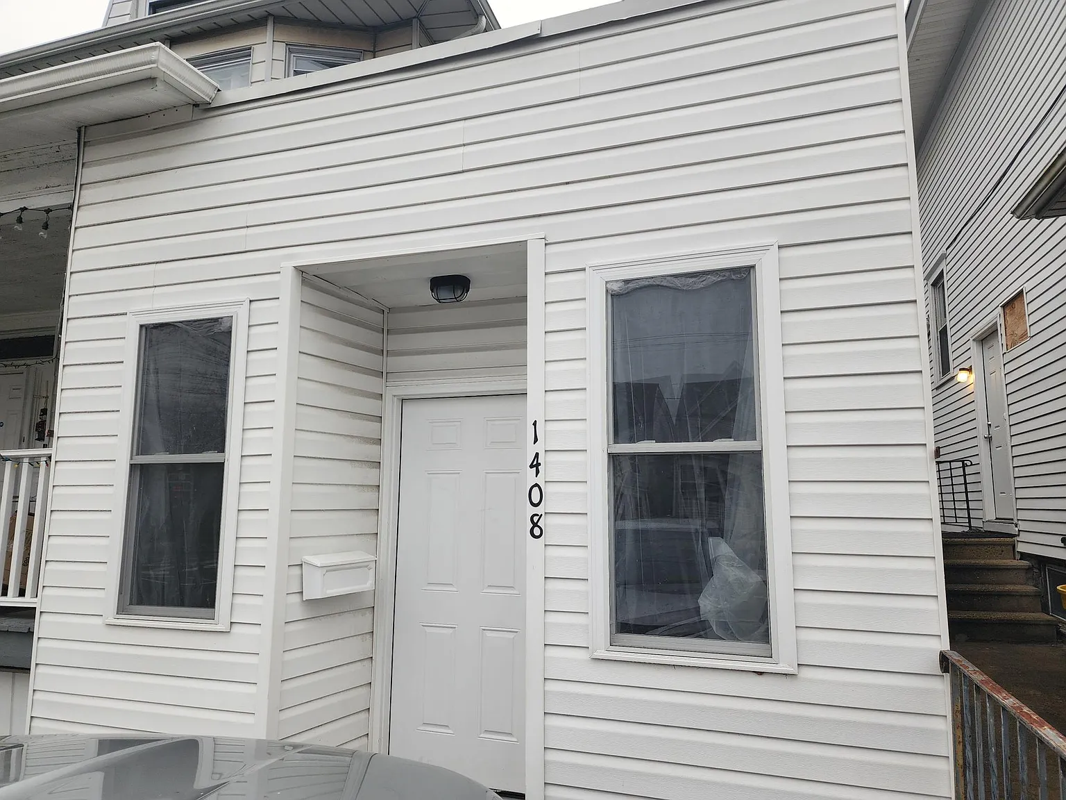 2 bed, 1000 sqft, $1,500 — Photo 1