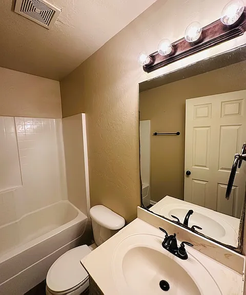1009 Harvest Dr — Photo 20