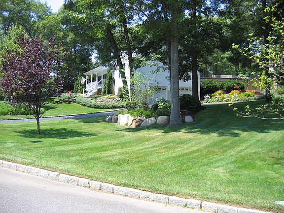 2nd image of 194 Great Rock Dr