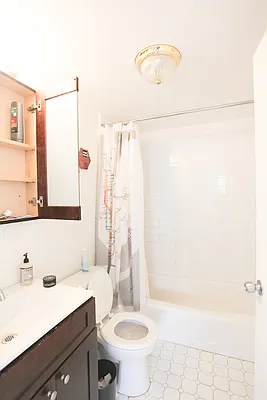 Rented by Metropolitan Property Group | media 4