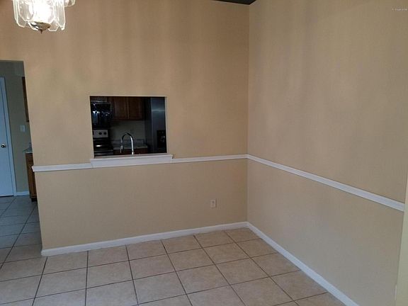 4th image of 6528 Lacey Ct