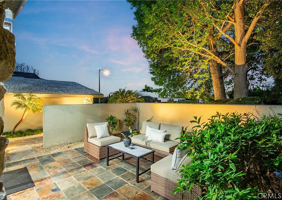 905 N Hillside Dr, Long Beach, CA 90815 | MLS #PW26073581 | Zillow