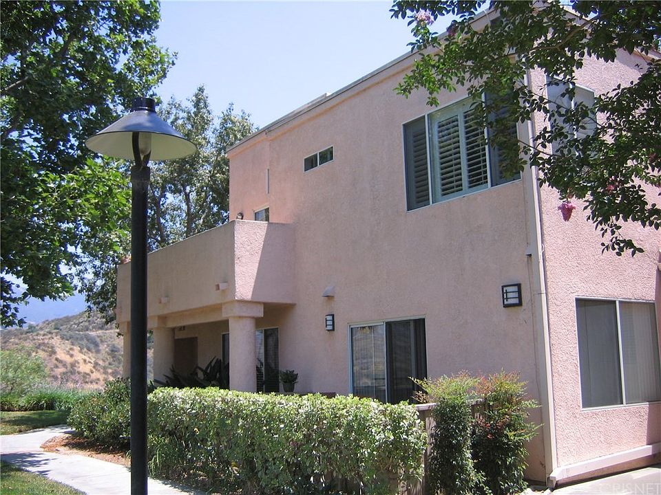 1st image of 24485 Valle Del Oro Unit 204