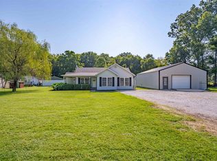 10819 Mill St, Utica, KY 42376