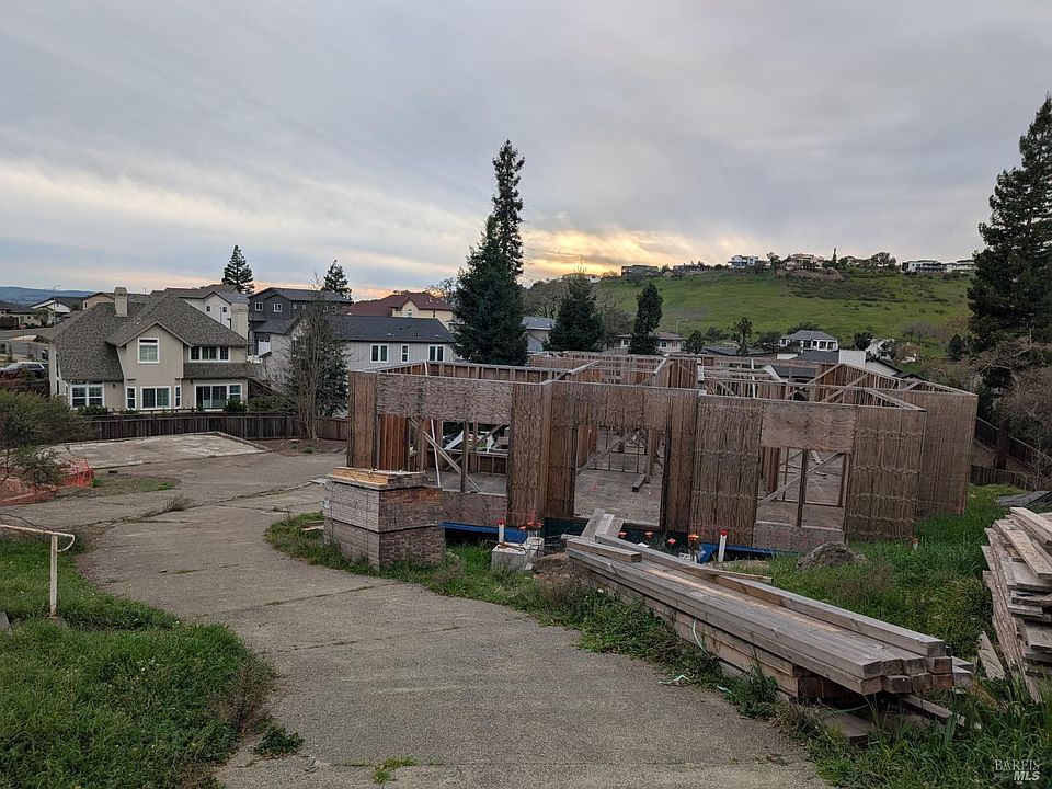 1st image of 3695 Wyndemere Circle