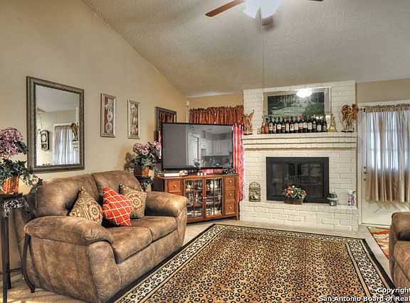4th image of 4711 Timberhill Dr