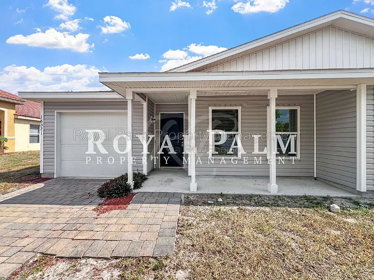 18321 Gibraltar Ln — Photo 1