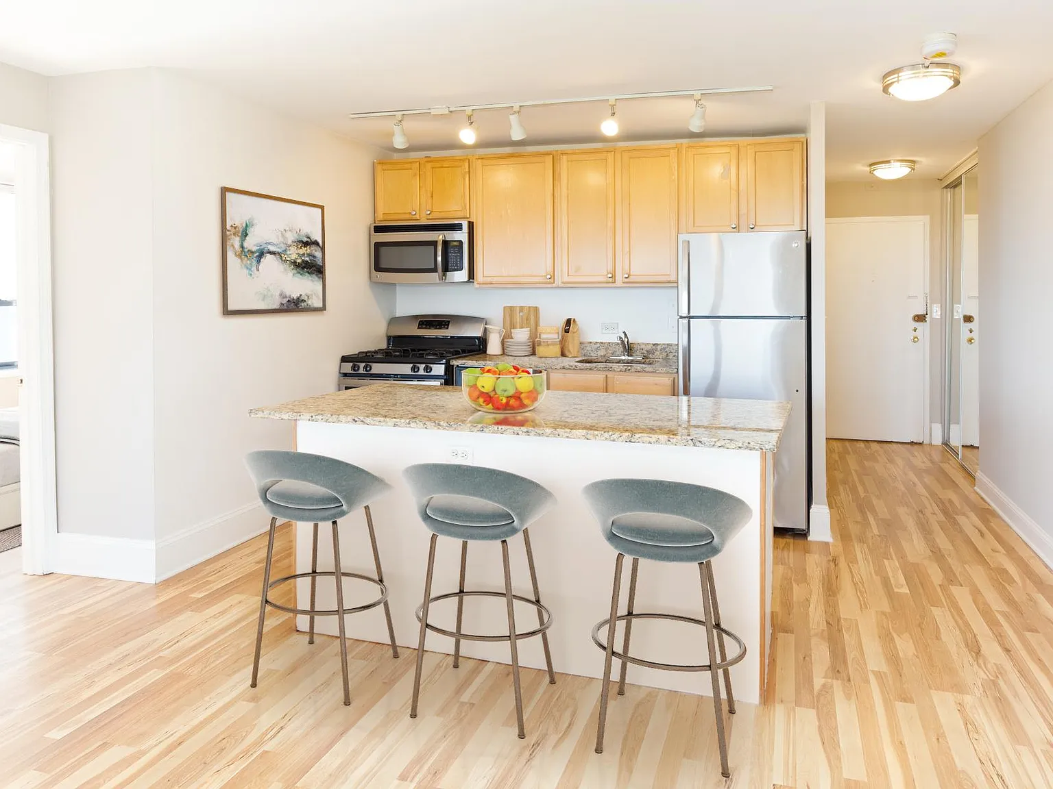 4100 N. Marine Dr. — Photo 3