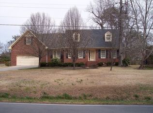 1825 Scotts Hill Loop Rd, Wilmington, NC 28411