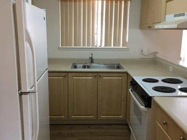 91-1009 Pakaweli St, Kapolei, HI 96707