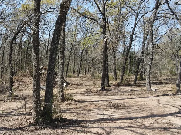 3292 Highway 31, Axtell, TX 76624