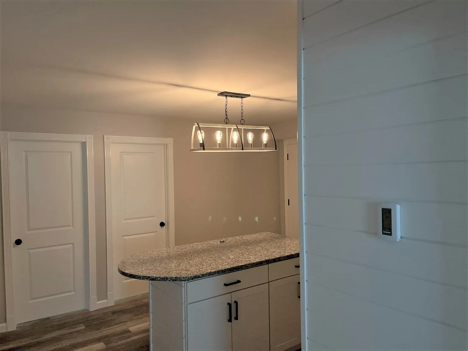 21 Otis Street - B — Photo 1