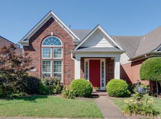 331 Fountain River Dr, Memphis, TN 38120