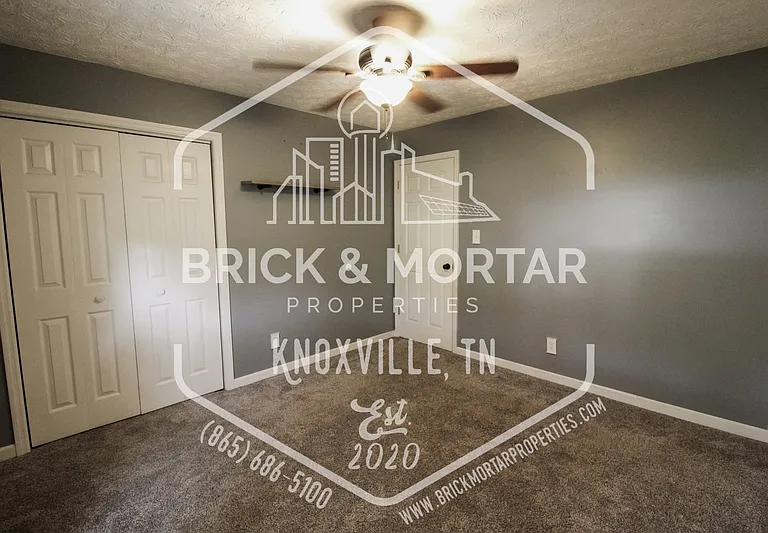 808 Pioneer Dr — Photo 36