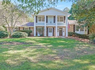 11285 Cranwood Cv, Roswell, GA 30075