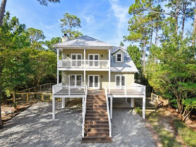 101 Ridgewood Dr, Pass Christian, MS, 39571