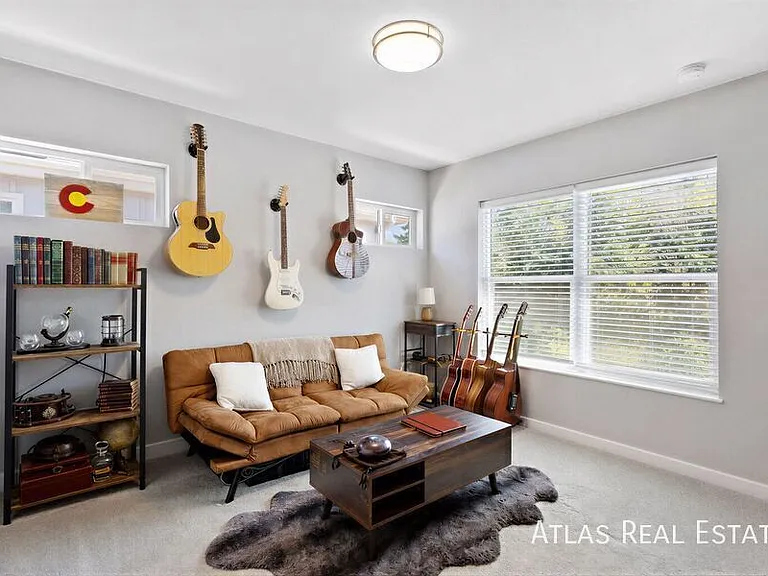 7940 Shoshone St — Photo 16
