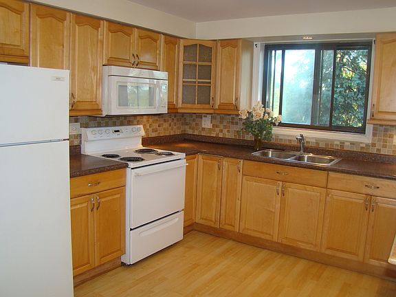 3rd image of 2218 N Newland Ave APT 301