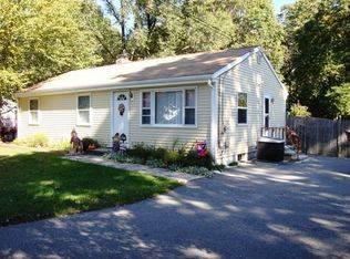 373 Hazelnut Hill Rd, Groton, CT 06340