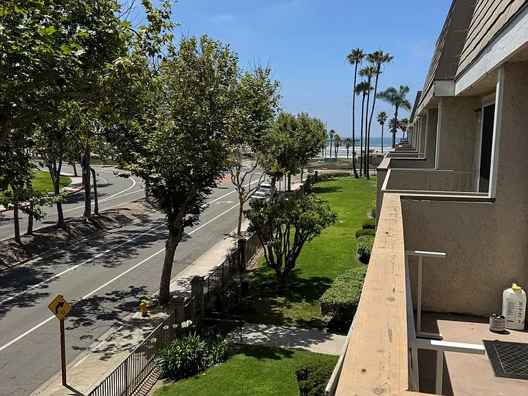 390 E Surfside Dr — Photo 28
