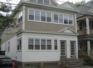 563 Morris St APT 2, Albany, NY 12208