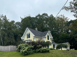 2 Treat Point Rd, Frankfort, ME 04438