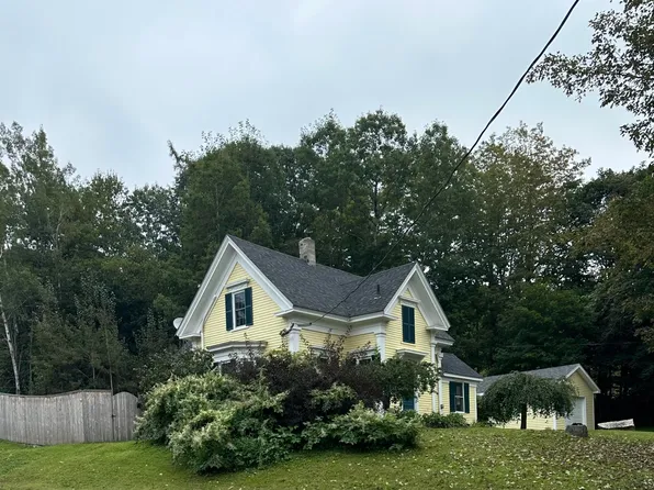 2 Treat Point Road, Frankfort, ME 04438