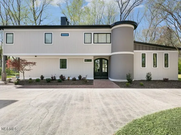 4302 Foxfire Lane N, Wilson, NC 27896