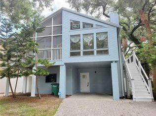 1011 7th St S, Safety Harbor, FL 34695