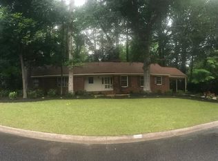 1903 Brook Rd, Greenville, NC 27858