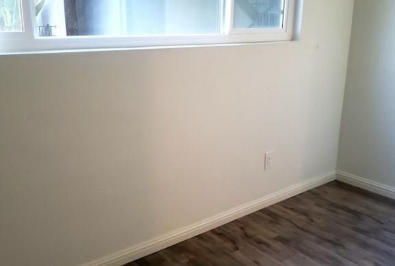 4th image of 11030 Moorpark St APT 8
