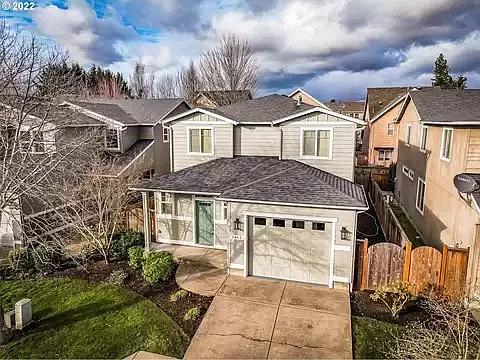 3 bed, 2.5 bath, 1549 sqft, $3,200 — Photo 2