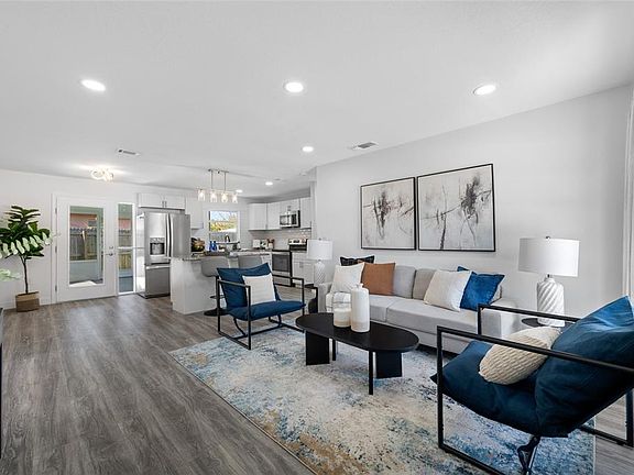 2nd image of 4916 Carlyle Rd