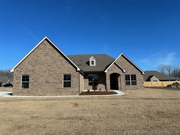 213 N Castle St, Skiatook, OK 74070