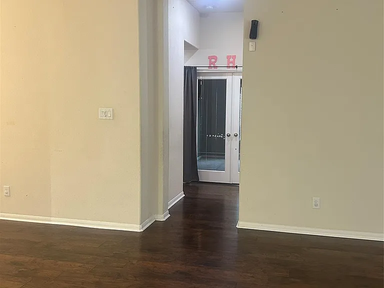 8407 N Broadleaf Ave — Photo 10
