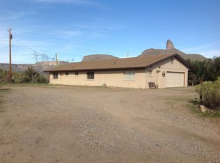 21200 E Perry Rd, Black Canyon City, AZ 85324