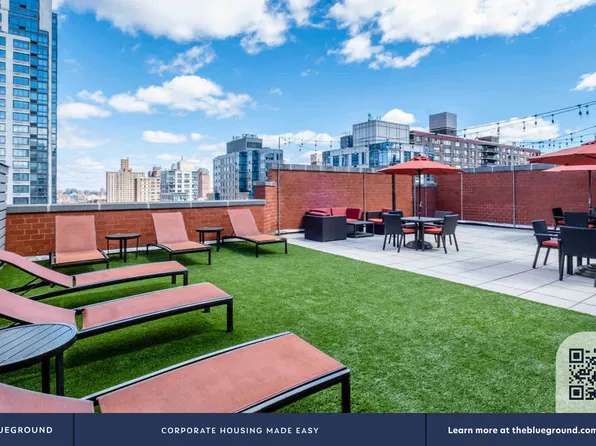 750 Columbus Avenue image 17 of 29