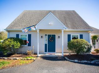 319 Crestside Dr, Evington, VA 24550