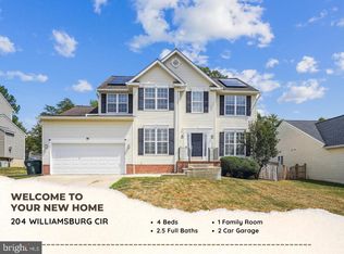204 Williamsburg Cir, La Plata, MD 20646